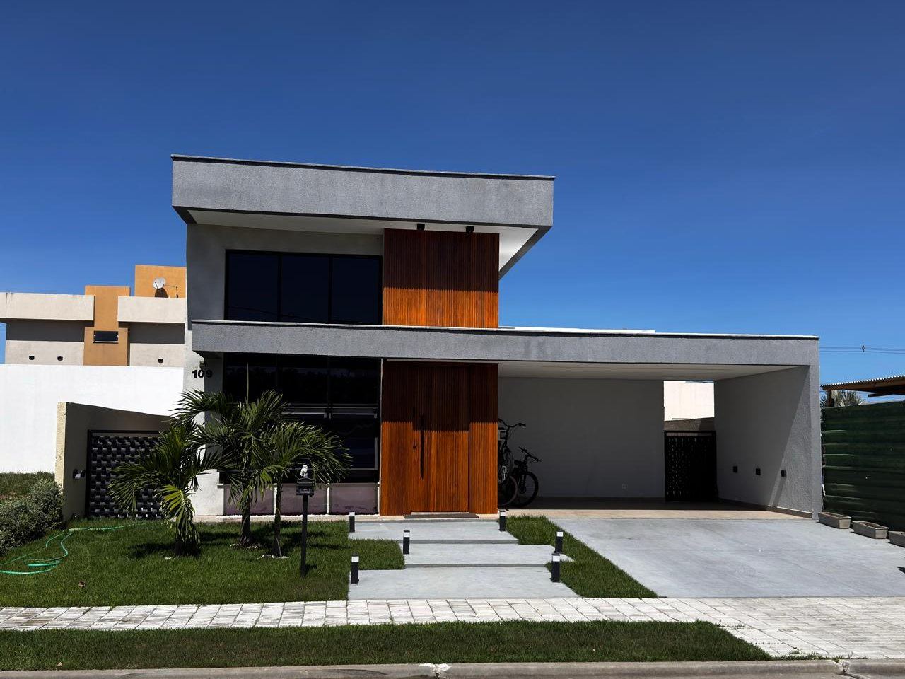 Casa à venda no Terras Alphaville I - Porteira Fechada